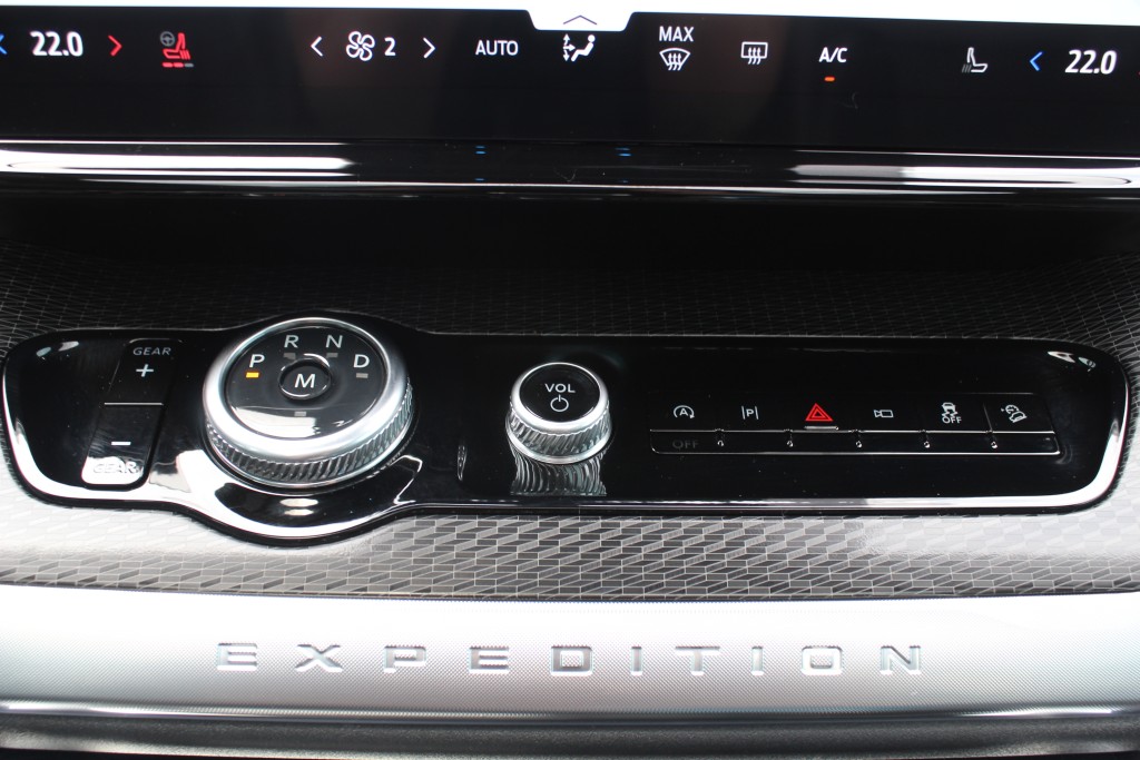 ford Expedition 2025 - 32