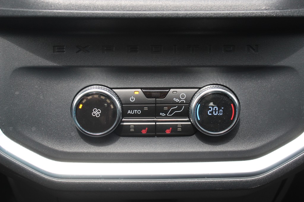ford Expedition 2025 - 42