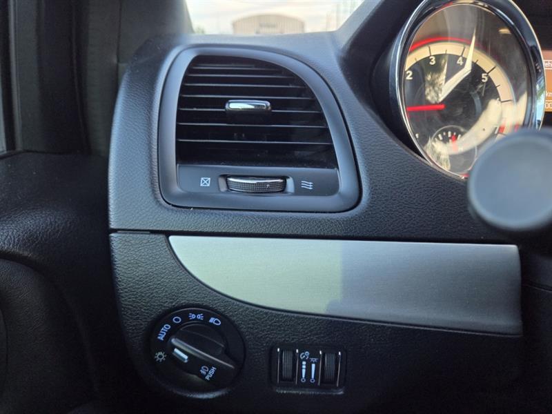 dodge Grand Caravan 2016 - 25