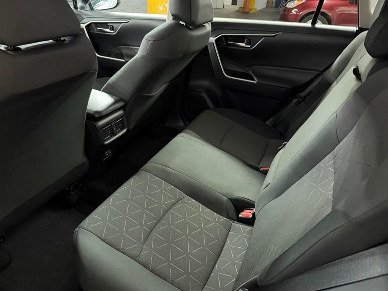 toyota RAV4 2024 - 11