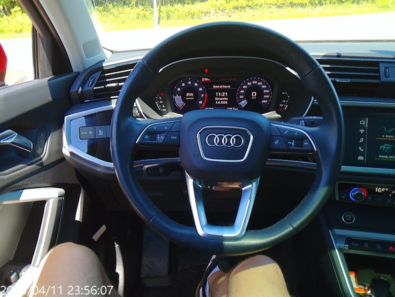 audi Q3 2021 - 24