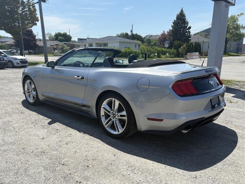 ford Mustang 2021 - 3