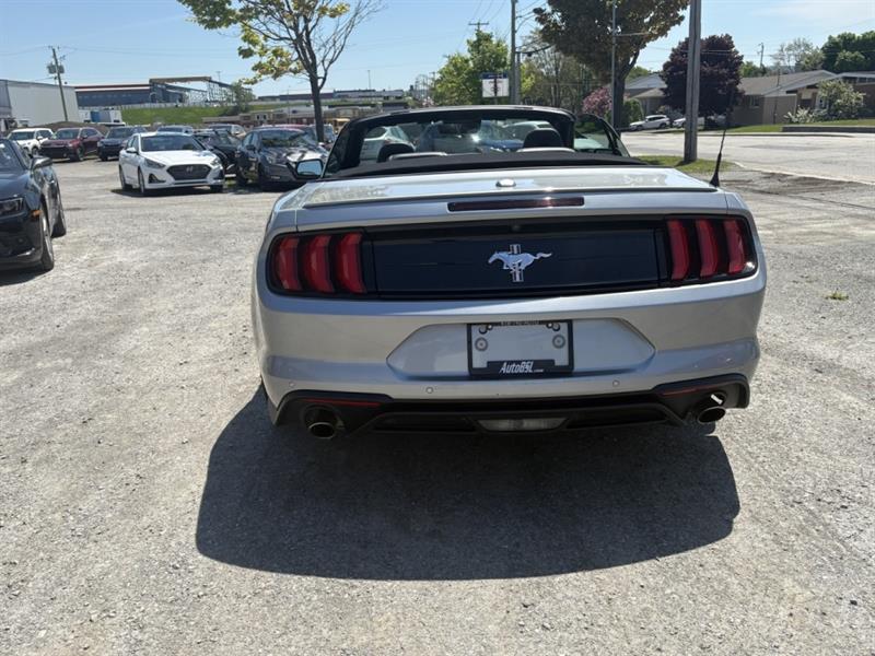 ford Mustang 2021 - 4