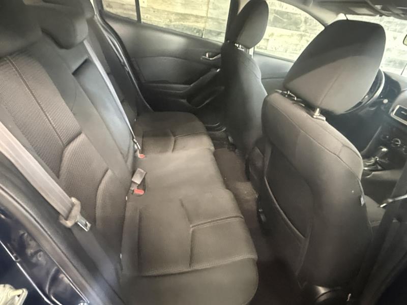 mazda Mazda3 2018 - 17