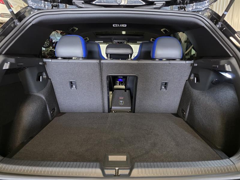 volkswagen Golf R 2025 - 30