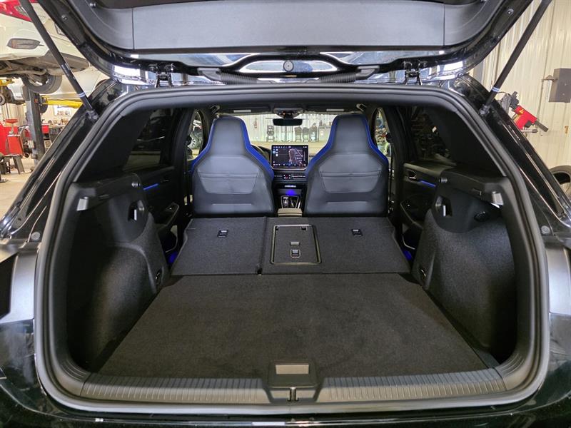 volkswagen Golf R 2025 - 33