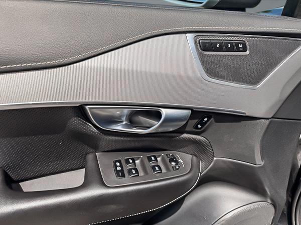 volvo XC90 2019 - 11