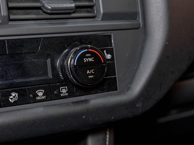 nissan Pathfinder 2023 - 21