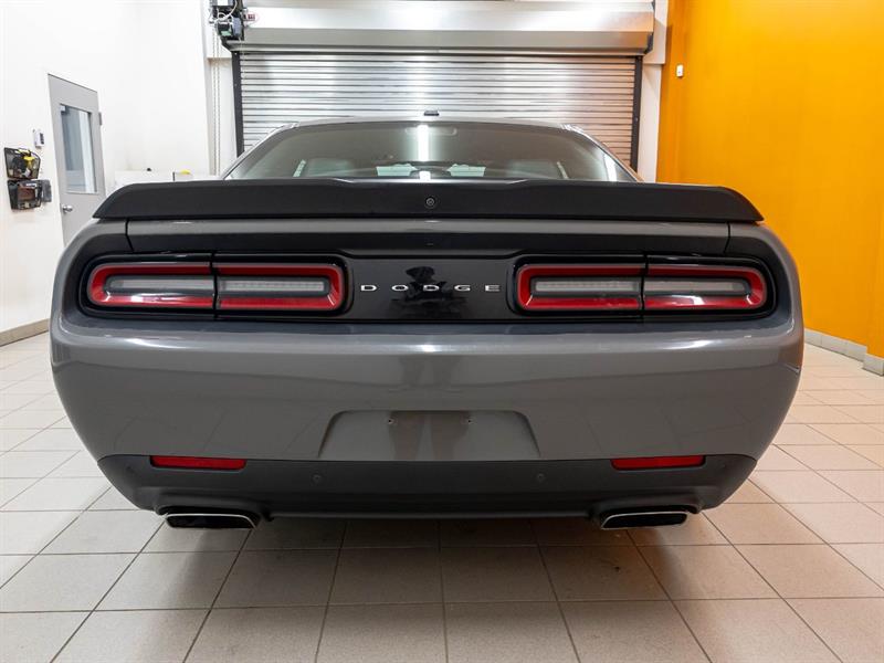 dodge Challenger 2017 - 8