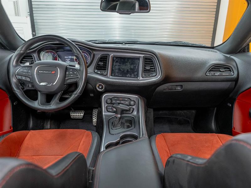dodge Challenger 2017 - 12