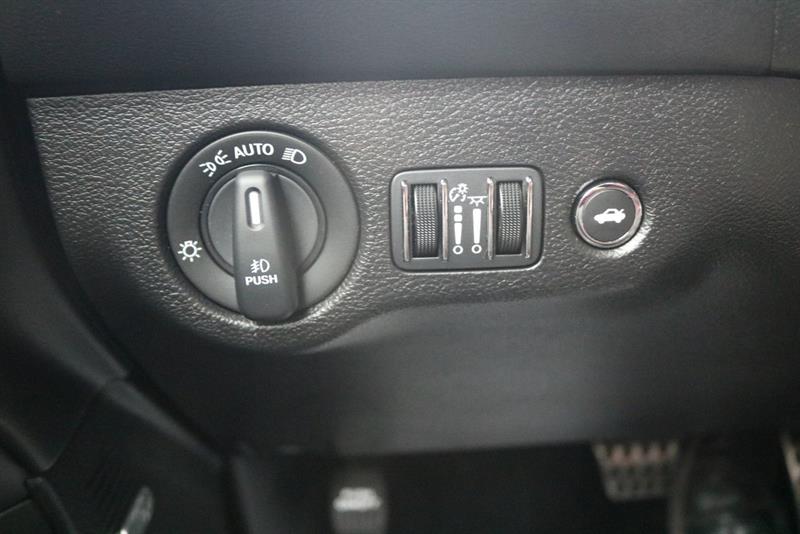 dodge Challenger 2021 - 20
