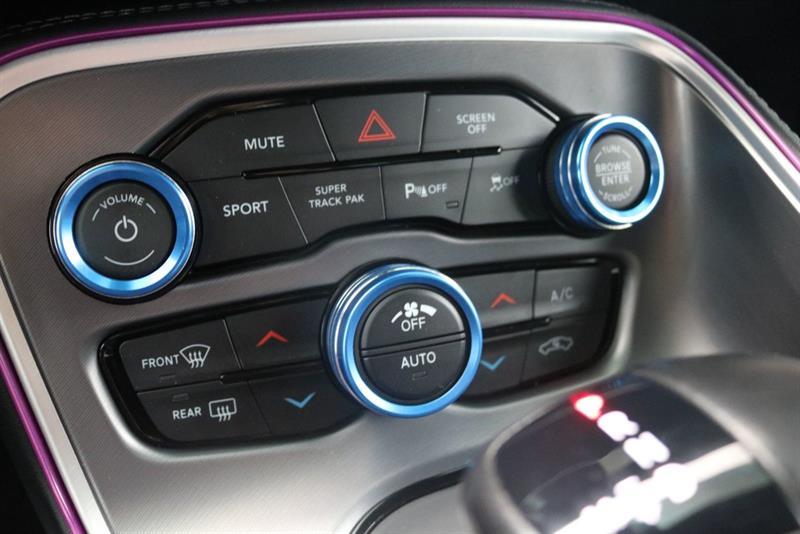 dodge Challenger 2021 - 24