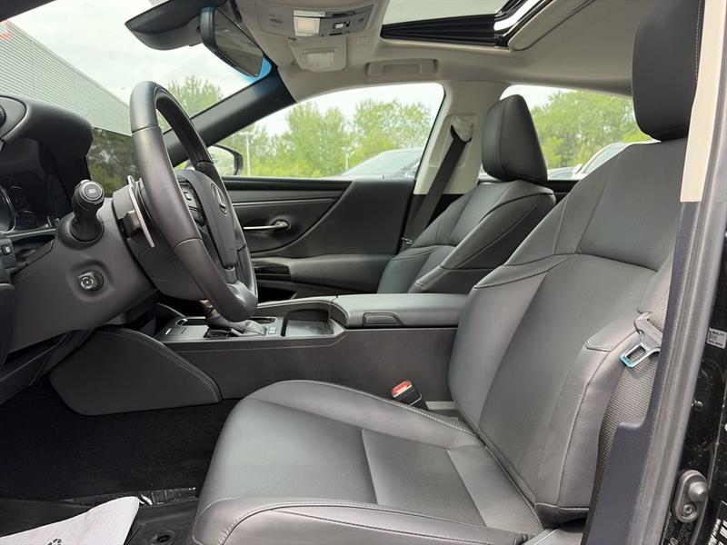 lexus ES HYBRID 2025 - 19