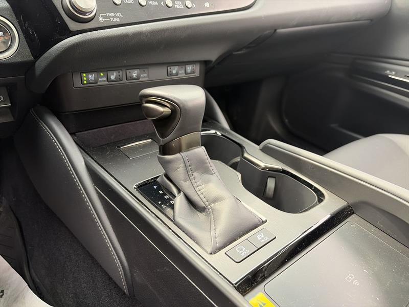 lexus ES HYBRID 2025 - 27