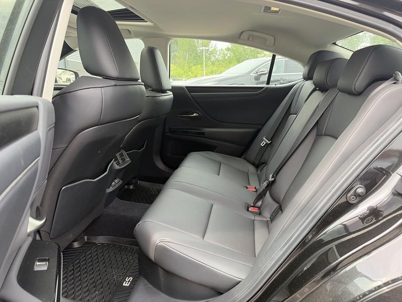 lexus ES HYBRID 2025 - 30