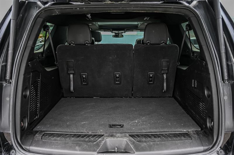 chevrolet Suburban 2023 - 14