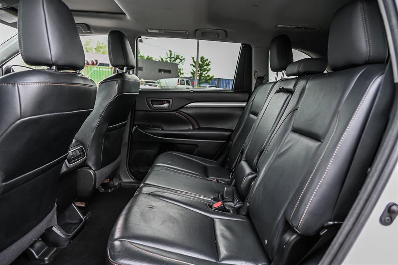 toyota Highlander 2015 - 28