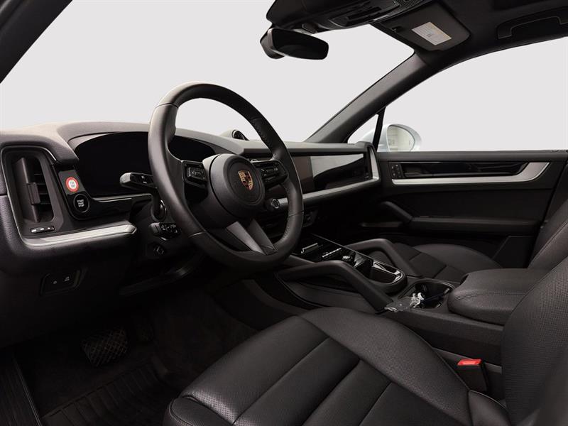 porsche Cayenne 2025 - 12