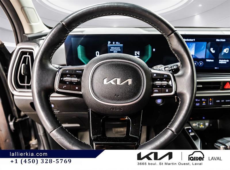2025 Kia Sorento - Image 23