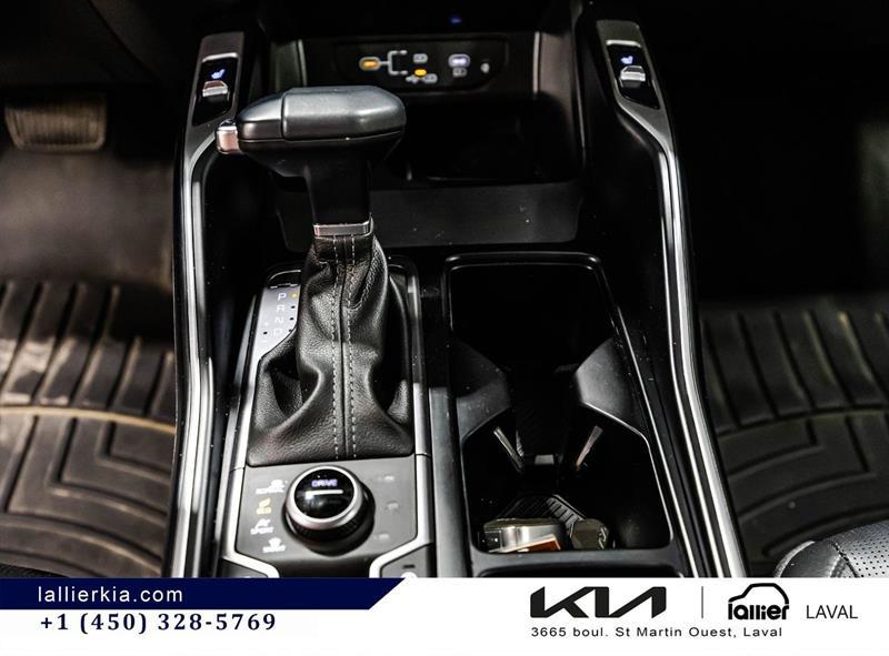 2025 Kia Sorento - Image 26