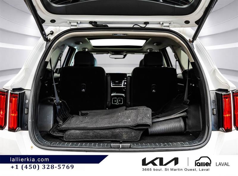2021 Kia Sorento - Image 18