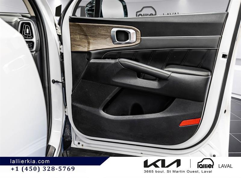 2021 Kia Sorento - Image 19