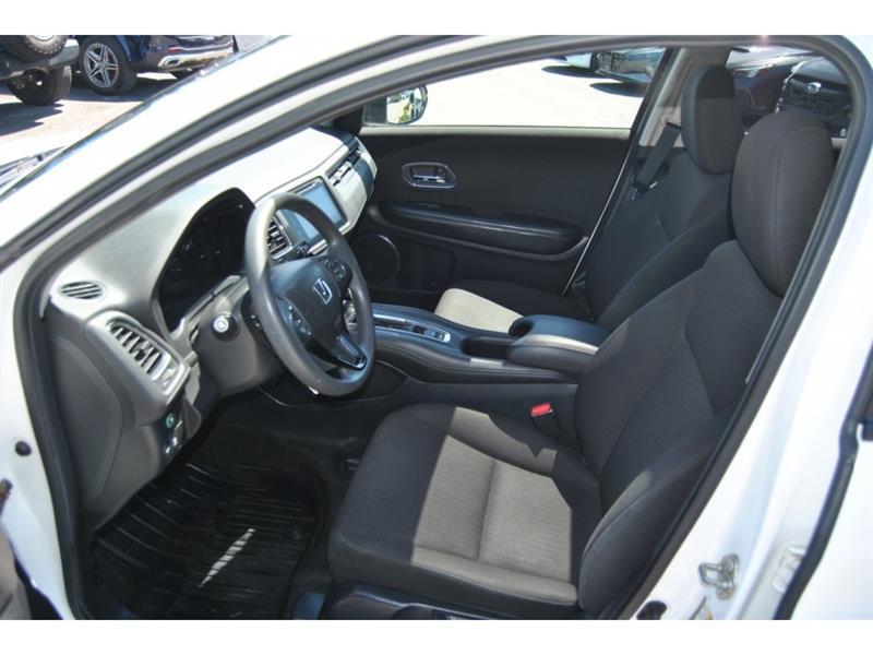 2017 Honda HR-V - Image 9