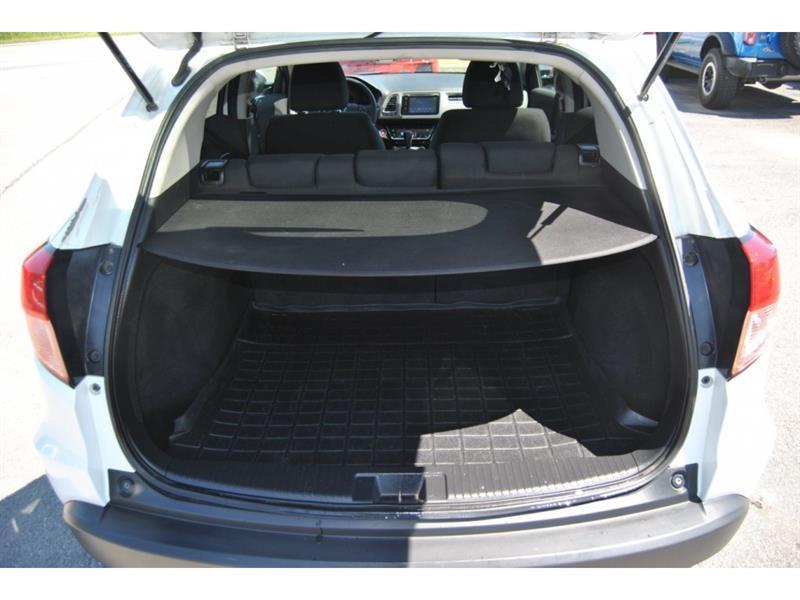 2017 Honda HR-V - Image 11