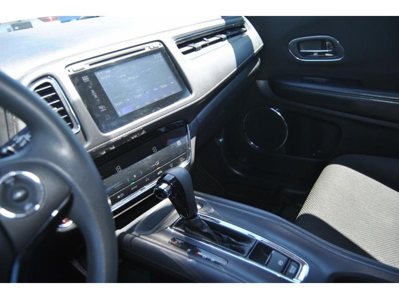2017 Honda HR-V - Image 16