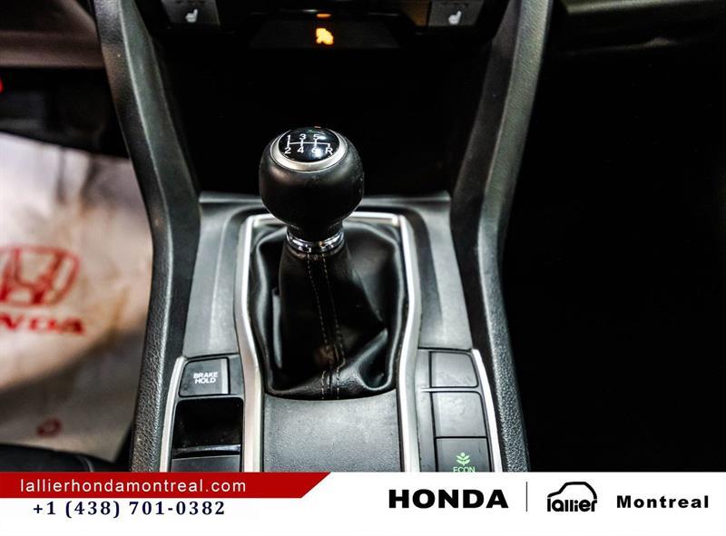 2017 Honda Civic - Image 24