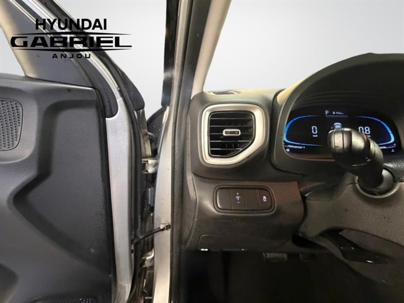 hyundai Venue 2023 - 8