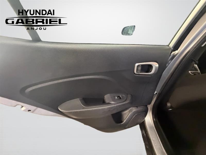 hyundai Venue 2023 - 16