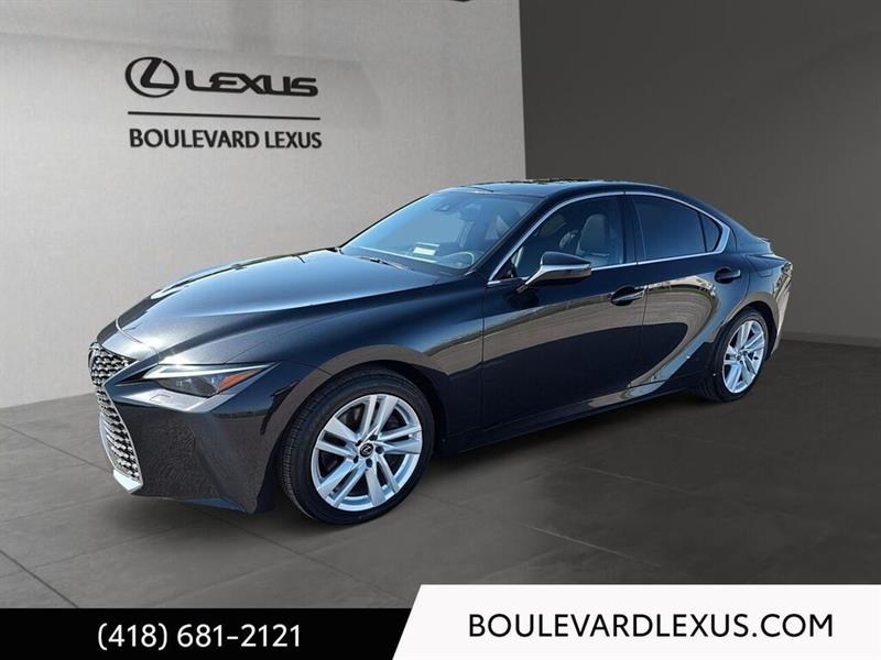 lexus IS 2023