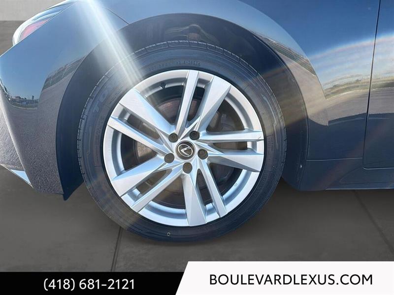 lexus IS 2023 - 7