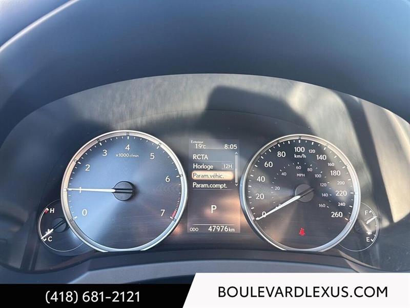 lexus IS 2023 - 14