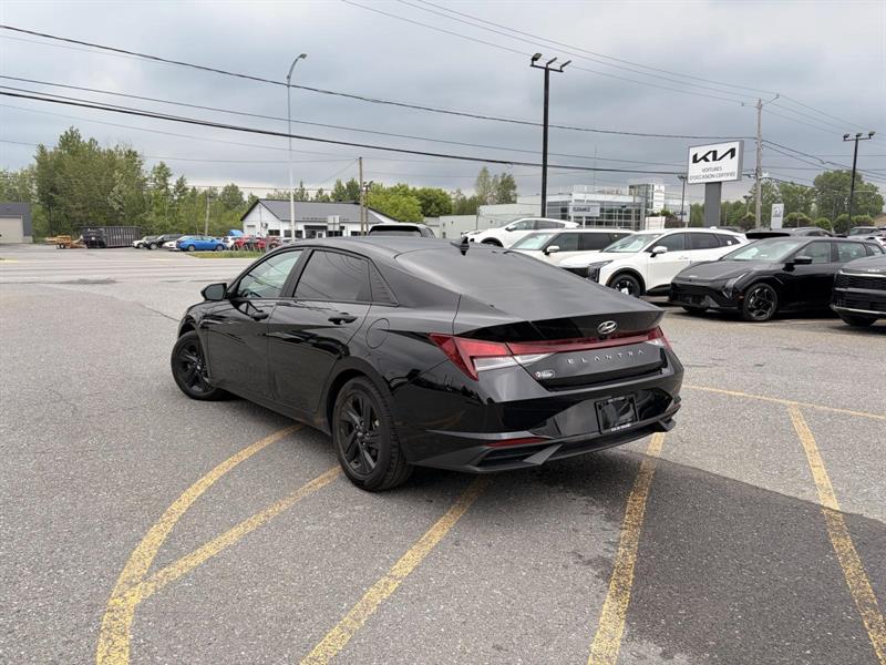 hyundai Elantra 2022 - 4