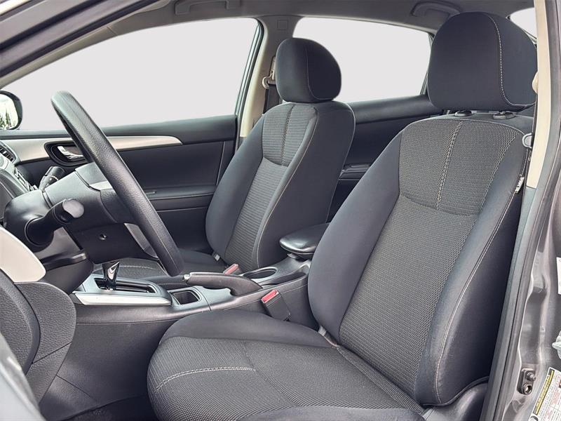 nissan Sentra 2017 - 12
