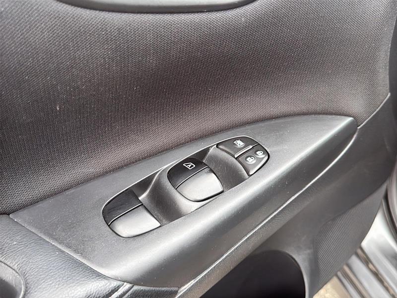 nissan Sentra 2017 - 13