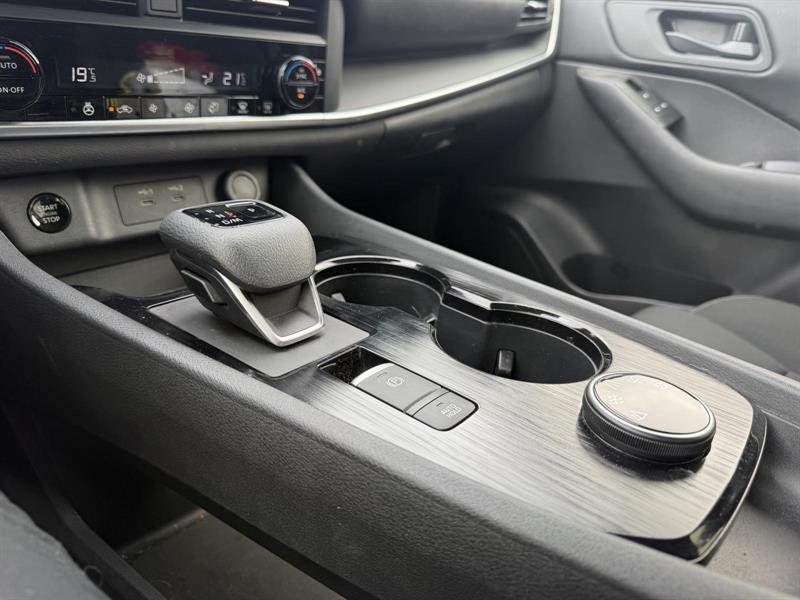 nissan Rogue 2025 - 16