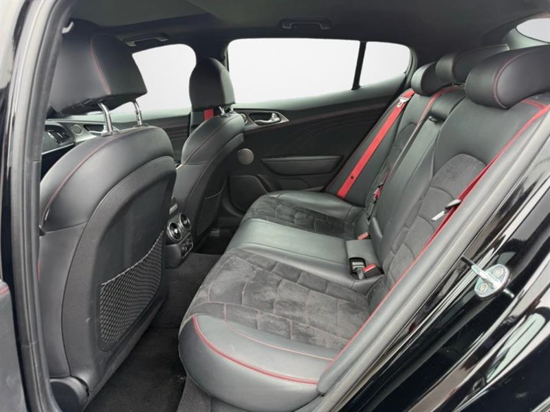 kia Stinger 2022 - 10