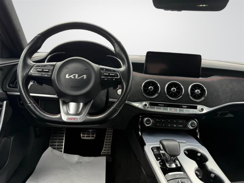 kia Stinger 2022 - 12