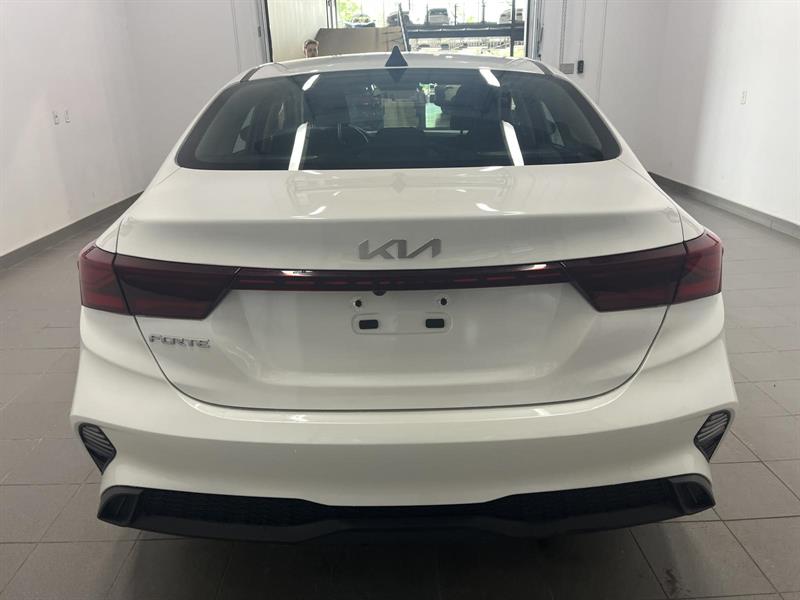 kia Forte 2024 - 4