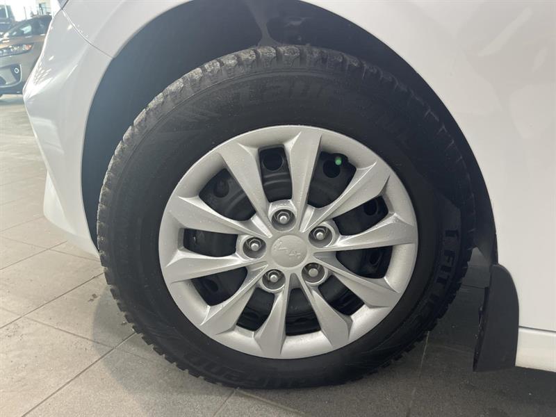 kia Forte 2024 - 20