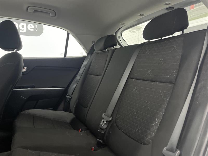 kia Rio 2022 - 10