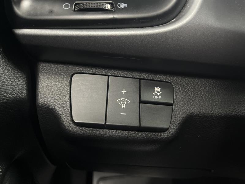 kia Rio 2022 - 12