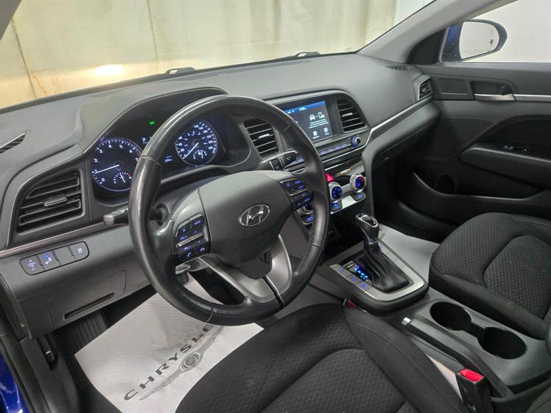 hyundai Elantra 2020 - 13