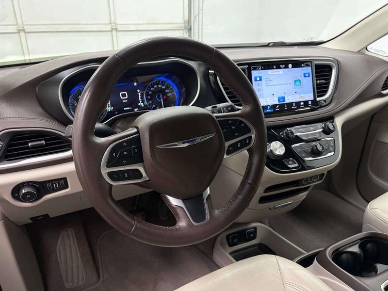 chrysler Pacifica 2021 - 19