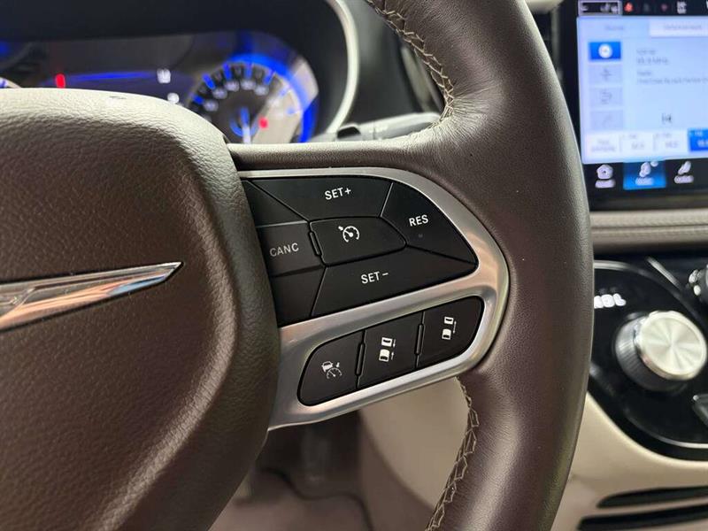 chrysler Pacifica 2021 - 23