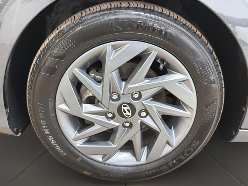 hyundai Elantra 2024 - 25