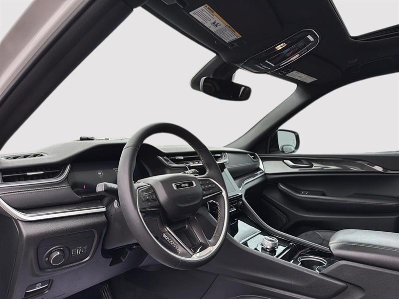jeep Grand Cherokee 2023 - 13